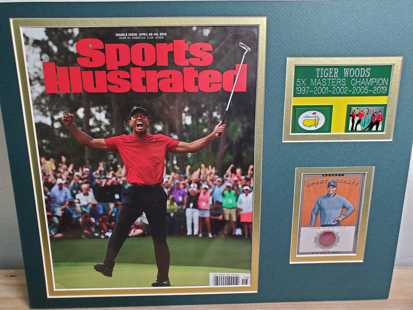 Tiger Woods Framed Memorabilia – Sports Illustrated Cover & Collectible Card