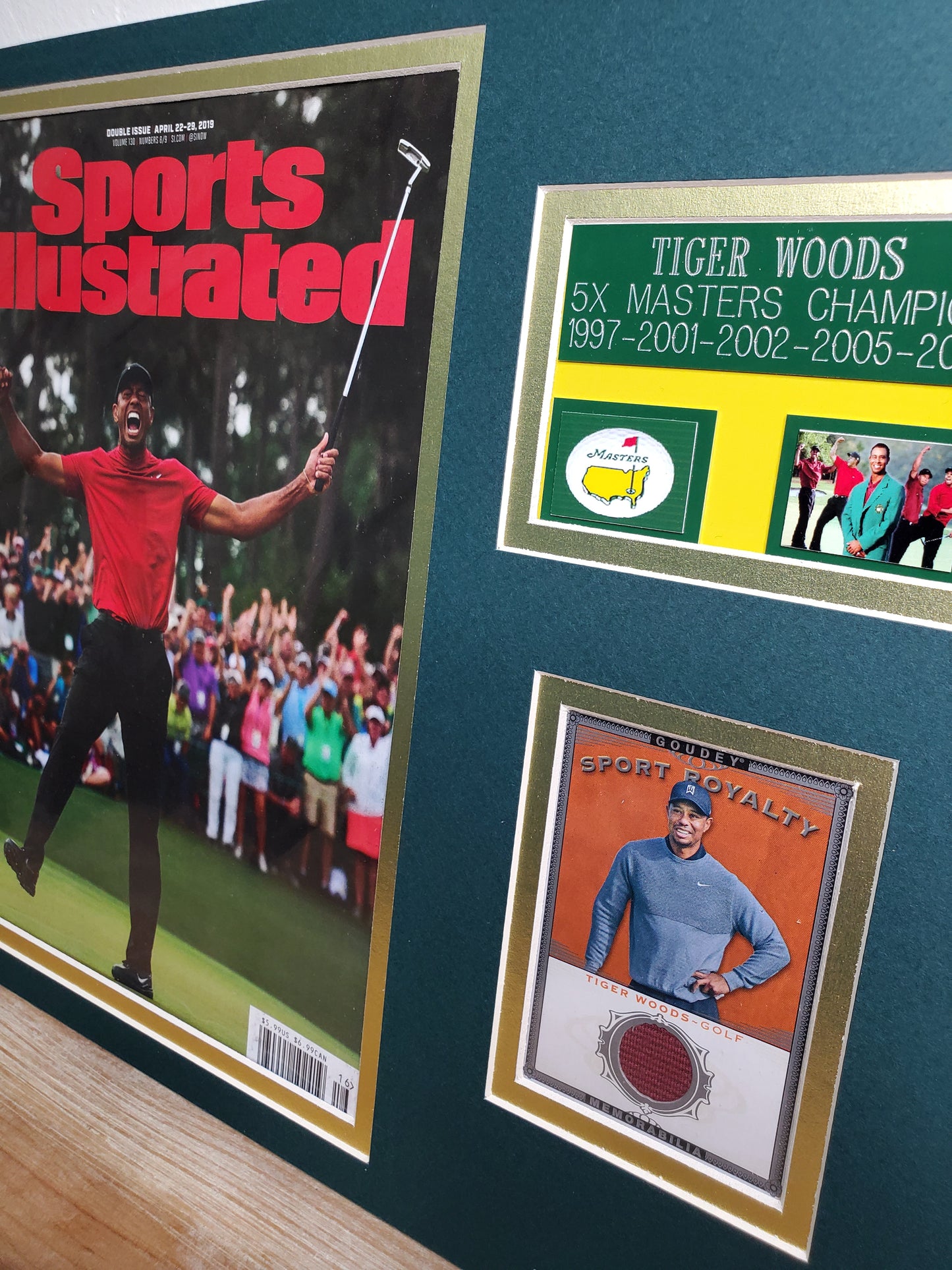 Tiger Woods Framed Memorabilia – Sports Illustrated Cover & Collectible Card