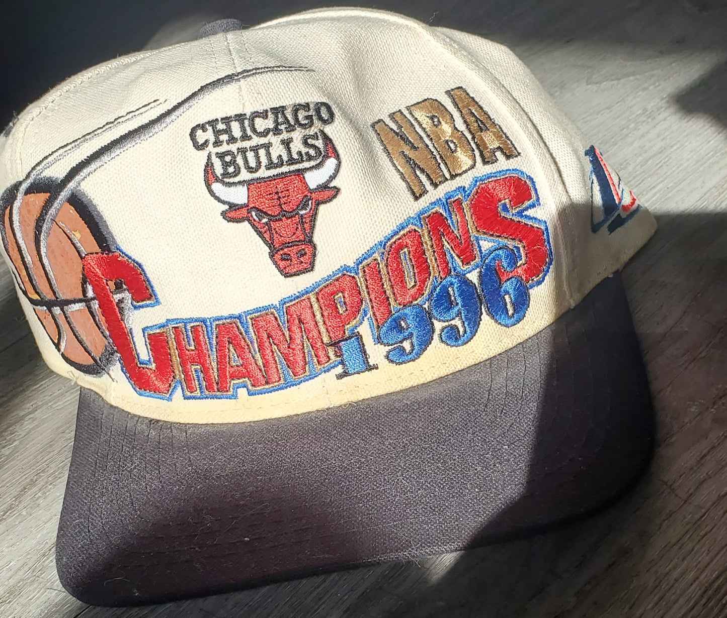 1996 Chicago Bulls NBA Champions Dynasty Fitted Hat Vintage